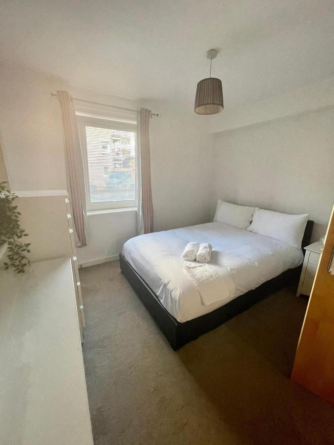 Pass The Keys Lovely 2Bedroom Flat With Balcony Edinburgh Eksteriør billede