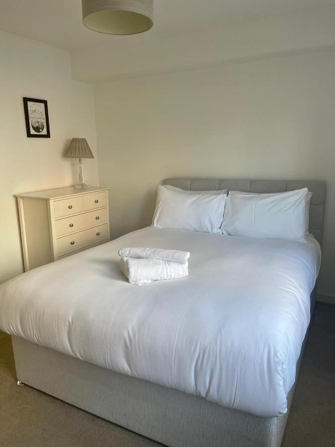 Pass The Keys Lovely 2Bedroom Flat With Balcony Edinburgh Eksteriør billede