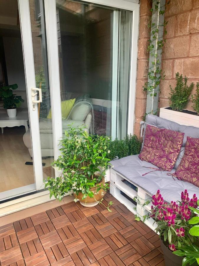 Pass The Keys Lovely 2Bedroom Flat With Balcony Edinburgh Eksteriør billede