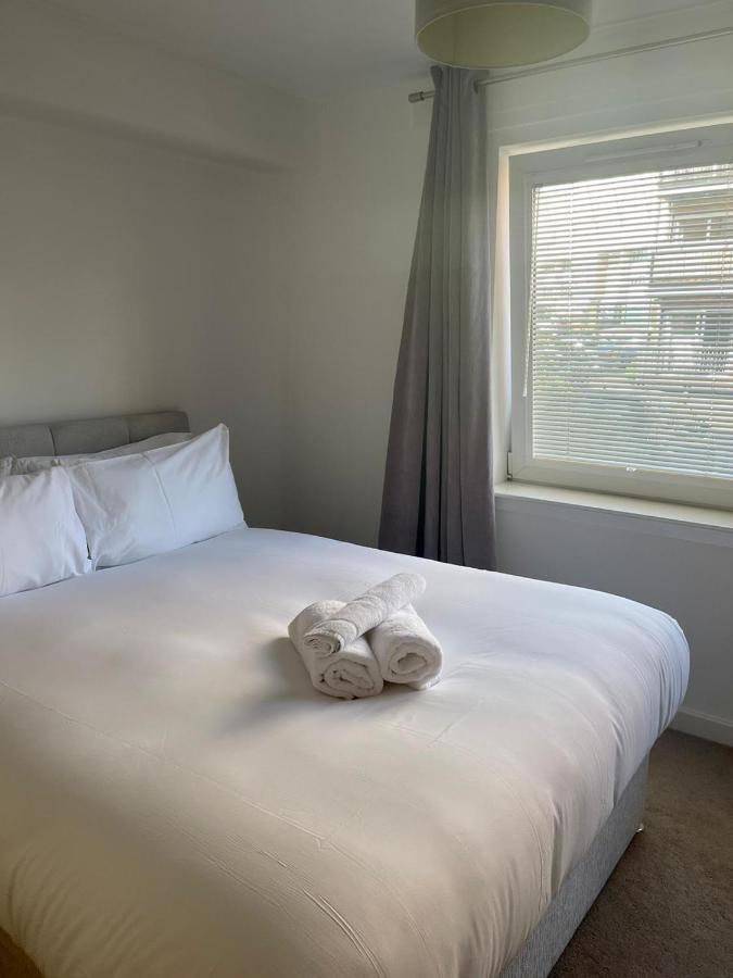 Pass The Keys Lovely 2Bedroom Flat With Balcony Edinburgh Eksteriør billede