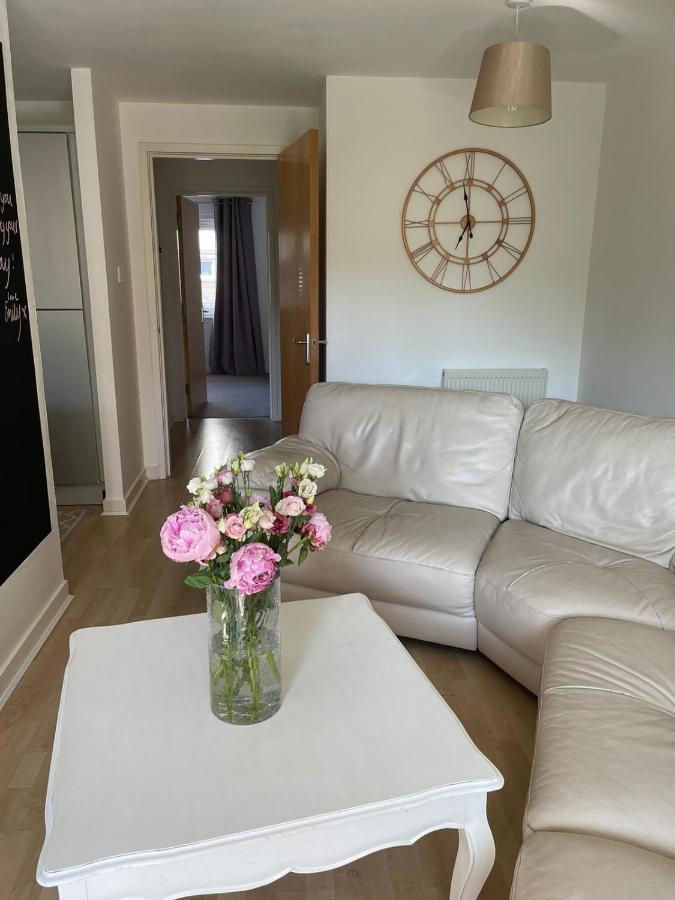 Pass The Keys Lovely 2Bedroom Flat With Balcony Edinburgh Eksteriør billede