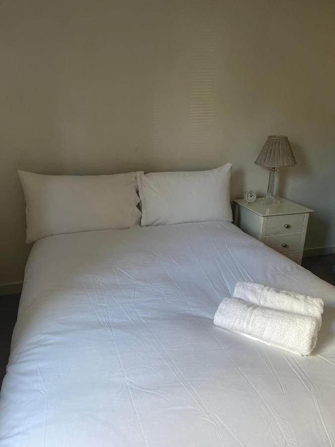 Pass The Keys Lovely 2Bedroom Flat With Balcony Edinburgh Eksteriør billede